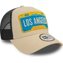 gorra-trucker-beige-y-negra-a-frame-license-plate-de-los-angeles-ciudades-y-playas-de-new-era