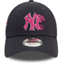 new-york-yankees-mlb-new-era-9forty-flower-icon-justerbar-marinbla-bojd-keps-med-rosa-logotyp