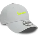 gra-justerbar-bojd-keps-9forty-seasonal-fran-vespa-piaggio-av-new-era