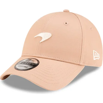 Justerbar beige böjd keps 9FORTY Säsongsbetonad från McLaren Racing Formula 1 av New Era