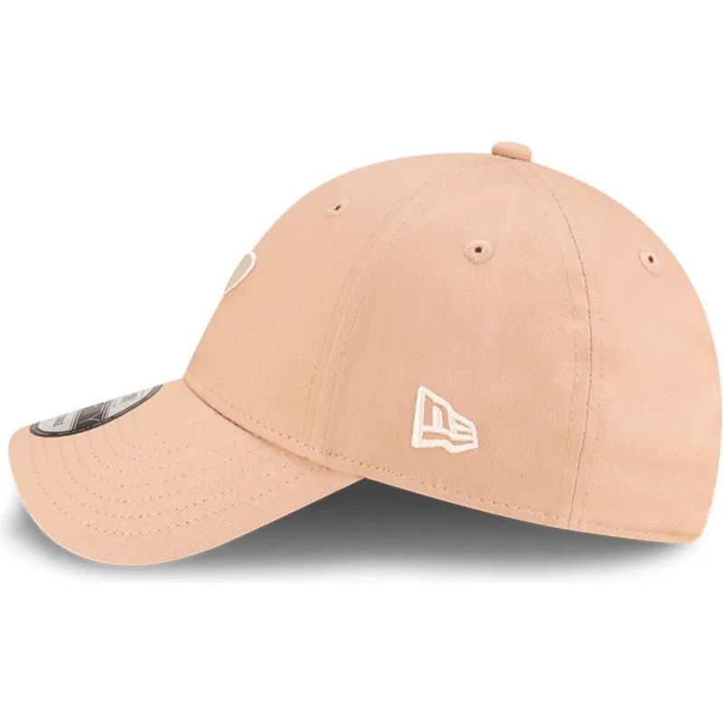 kepsar-curva-beige-justerbart-band-9forty-seasonal-fran-mclaren-racing-formula-1-av-new-era