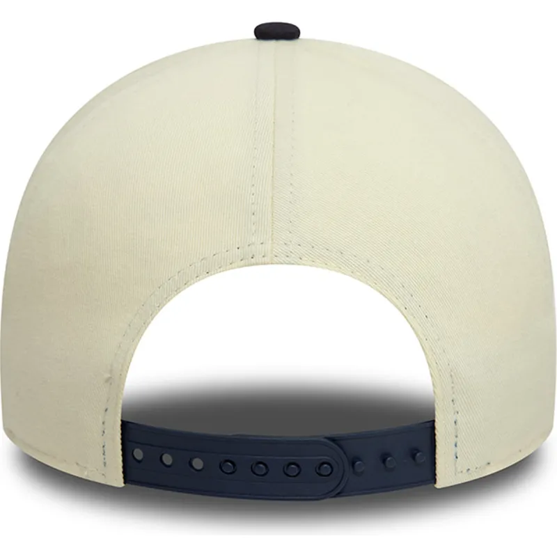 vit-och-marinbla-kurvad-keps-snapback-e-frame-chain-stitch-fran-alpine-f1-team-formula-1-av-new-era