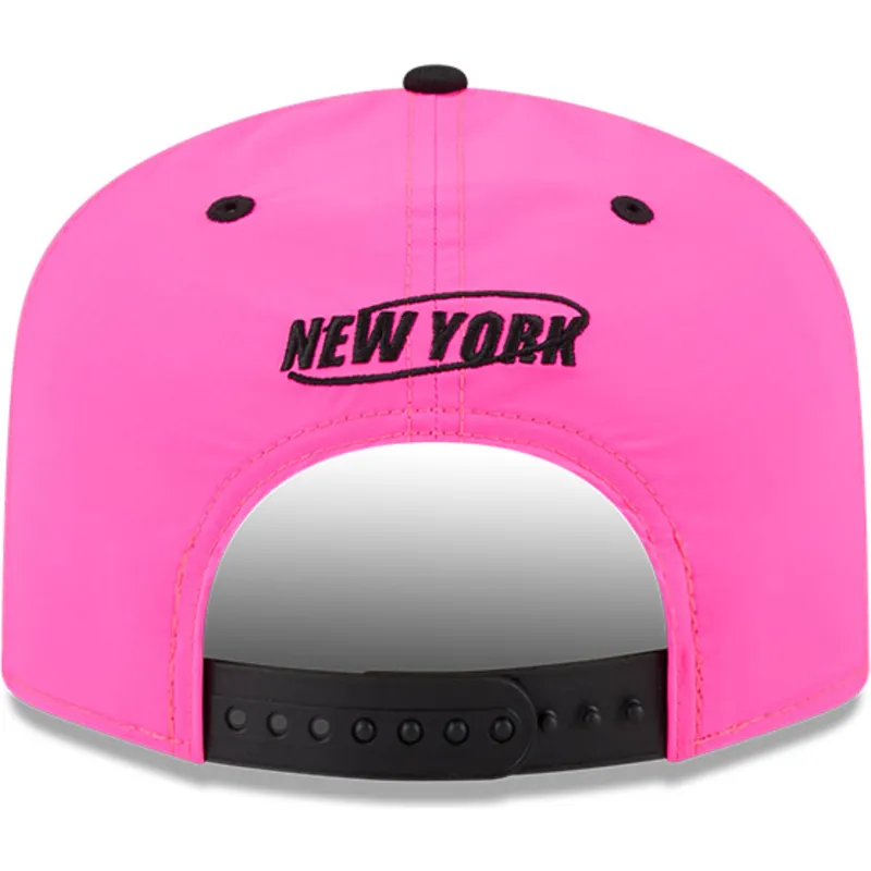 new-york-yankees-mlb-new-era-rosa-och-svart-snapback-golfer-bojd-keps-med-chrome-logotyp