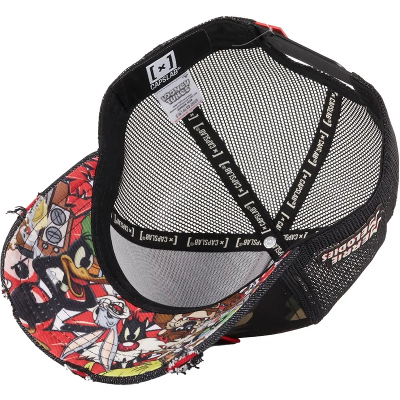 truckerkeps-kamouflage-och-svart-merry-melodies-loo10-fol-looney-tunes-fran-capslab