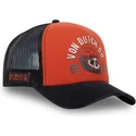 von-dutch-orange-och-svart-truckerkeps-crew17