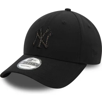 Svart justerbar kurvad keps 9FORTY Check Infill från New York Yankees MLB av New Era