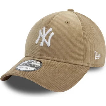 Justerbar beige 9FORTY Cord böjd keps från New York Yankees MLB av New Era