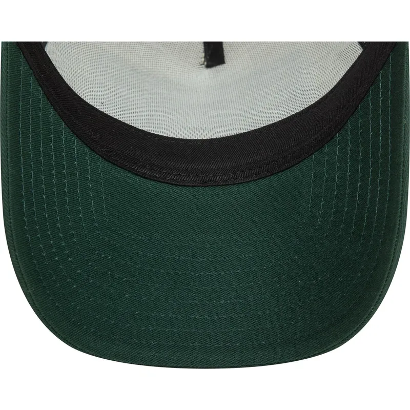 gron-trucker-keps-a-frame-ski-patch-fran-aspen-stader-och-strander-av-new-era