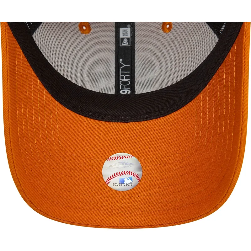 kepsar-curva-apelsin-justerbart-band-9forty-league-essential-fran-new-york-yankees-mlb-av-new-era kepsar-curva-apelsin-justerbart-band-9forty-league-essential-fran-new-york-yankees-mlb-av-new-era