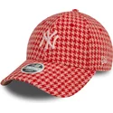 justerbar-rosa-kurvkeps-for-kvinnor-9forty-houndstooth-new-york-yankees-mlb-fran-new-era