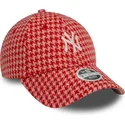 justerbar-rosa-kurvkeps-for-kvinnor-9forty-houndstooth-new-york-yankees-mlb-fran-new-era