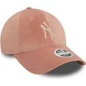justerbar-rosa-kurvad-keps-for-dam-9forty-velour-diamante-fran-new-york-yankees-mlb-av-new-era