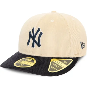 Beige och marinblå justerbar 59FIFTY lågprofilskeps i snöre från New York Yankees MLB av New Era