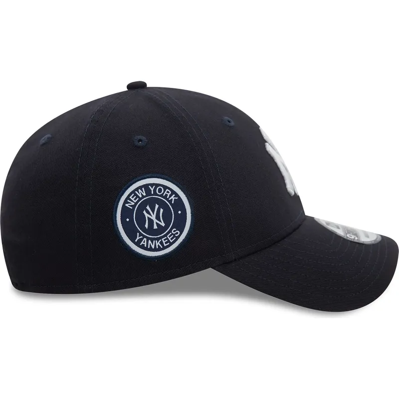 marinbla-bojd-keps-justerbar-9forty-side-patch-fran-new-york-yankees-mlb-av-new-era