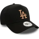 gorra-curva-negra-snapback-con-logo-beige-9forty-e-frame-league-essential-de-los-angeles-dodgers-mlb-de-new-era