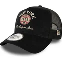 svart-truckerkeps-9forty-a-frame-cord-graphic-new-york-states-and-countries-fran-new-era