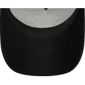 svart-truckerkeps-9forty-a-frame-cord-graphic-new-york-states-and-countries-fran-new-era
