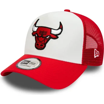 Vit och röd A Frame Team Colour truckerkeps från Chicago Bulls NBA av New Era