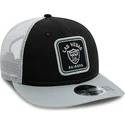 las-vegas-raiders-nfl-9fifty-low-profile-patch-svart-och-gra-truckerkeps-fran-new-era