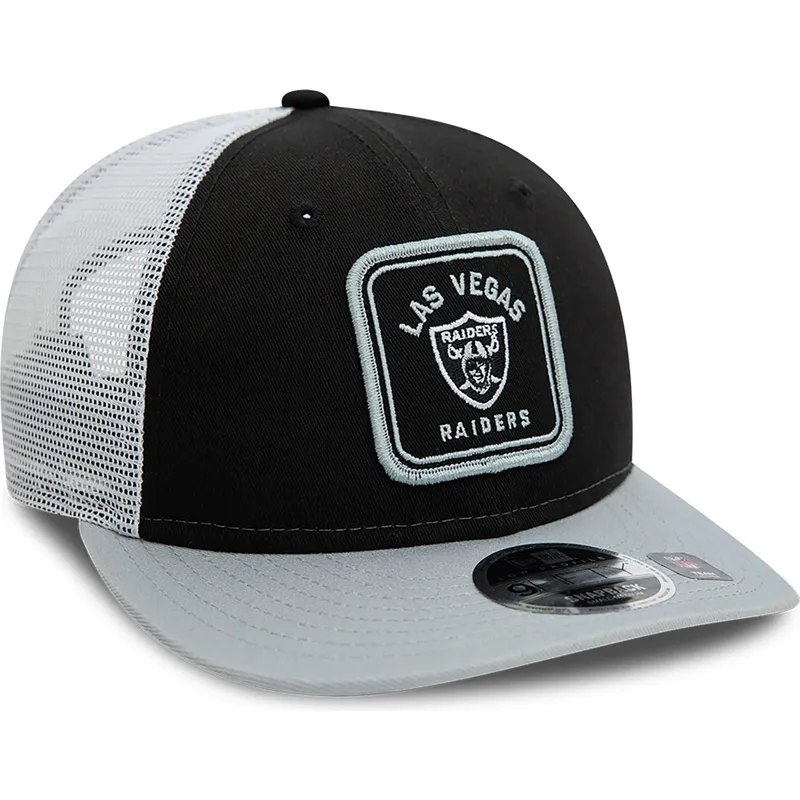 las-vegas-raiders-nfl-9fifty-low-profile-patch-svart-och-gra-truckerkeps-fran-new-era