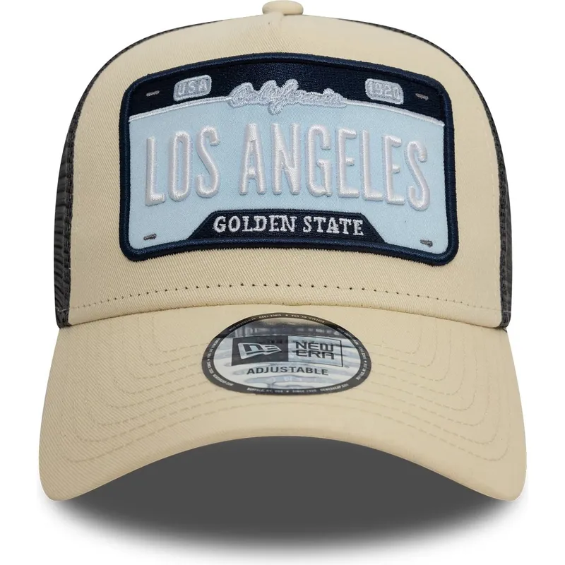 beige-och-svart-truckerkeps-a-frame-license-plate-los-angeles-stader-och-strander-fran-new-era