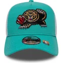 gron-och-vit-trucker-keps-a-frame-classic-fran-memphis-grizzlies-nba-av-new-era