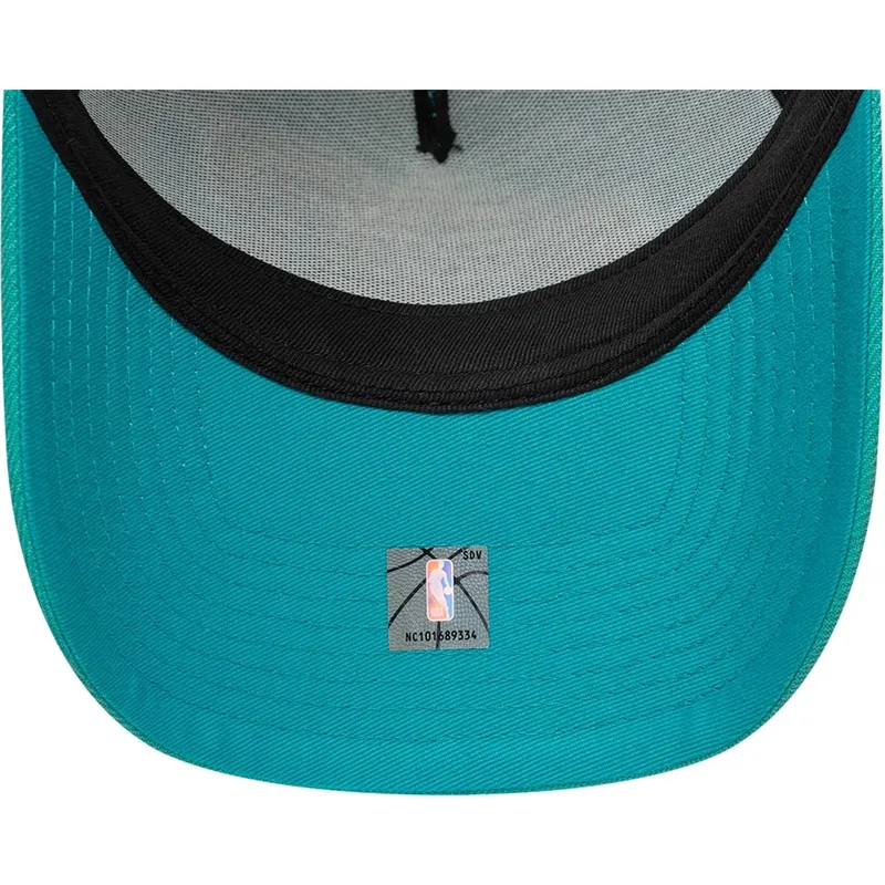 gron-och-vit-trucker-keps-a-frame-classic-fran-memphis-grizzlies-nba-av-new-era