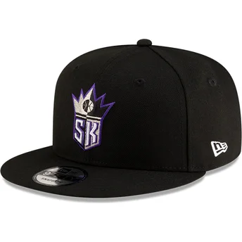 Svart platt snapback 9FIFTY Classic från Sacramento Kings NBA av New Era