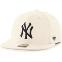 47-brand-flat-brim-mlb-new-york-yankees-smooth-white-snapback-cap