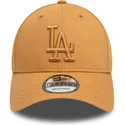 justerbar-ljusbrun-bojd-keps-med-brunt-logo-9forty-league-essential-los-angeles-dodgers-mlb-fran-new-era