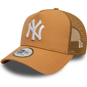 Ljusbrun 9FORTY A Frame League Essential truckerkeps New York Yankees MLB från New Era