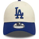 beige-och-bla-justerbar-9forty-colour-block-los-angeles-dodgers-mlb-bojd-keps-fran-new-era