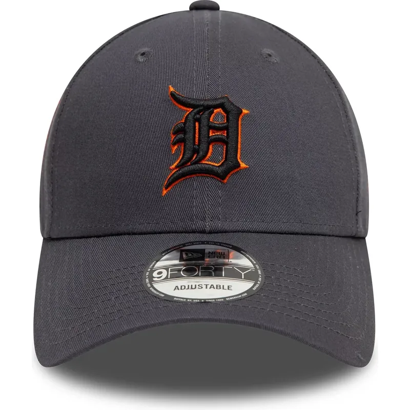 gra-justerbar-kurvad-keps-med-orange-logotyp-9forty-side-patch-fran-detroit-tigers-mlb-av-new-era