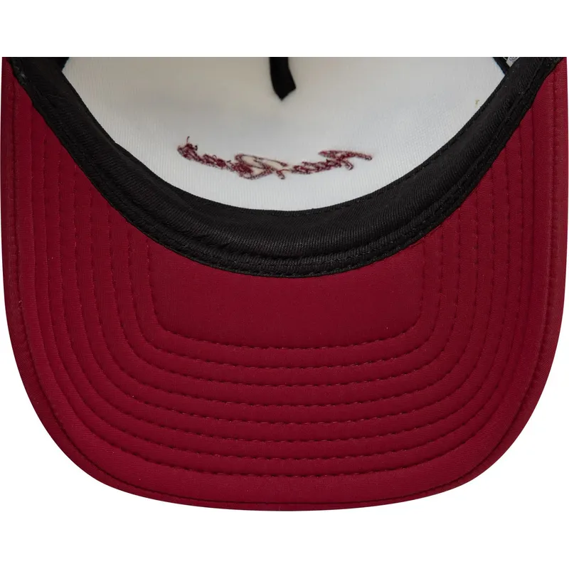 flerfargad-trucker-keps-9forty-a-frame-tom-och-jerry-looney-tunes-fran-new-era