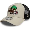 beige-och-svart-truckerkeps-9forty-a-frame-outdoor-patch-fran-new-era