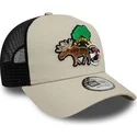 beige-och-svart-truckerkeps-9forty-a-frame-outdoor-patch-fran-new-era