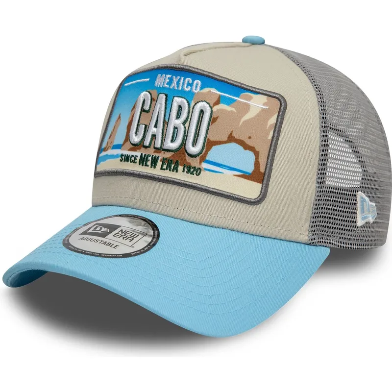 beige-och-bla-trucker-keps-9forty-a-frame-license-plate-fran-cabo-stader-och-strander-fran-new-era