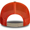 beige-och-orange-9forty-a-frame-summer-patch-truckerkeps-taste-the-sunshine-fran-new-era