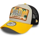 beige-och-gul-trucker-keps-9forty-a-frame-license-plate-fran-dubai-stader-och-strander-fran-new-era