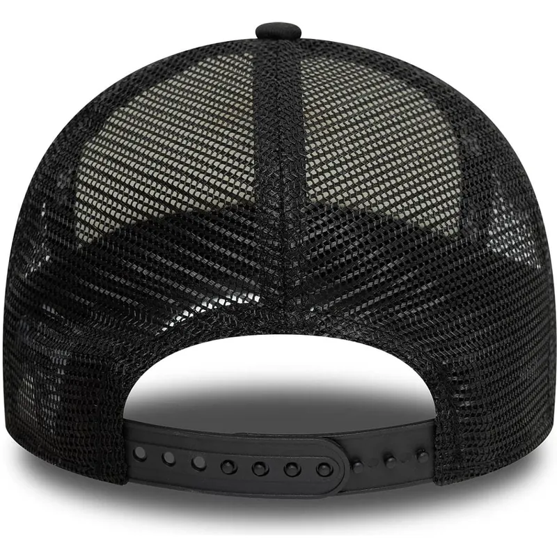 vit-och-svart-trucker-keps-for-barn-9forty-a-frame-batman-dc-comics-fran-new-era