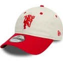 justerbar-vit-och-rod-bojd-keps-9twenty-contrast-visor-fran-manchester-united-football-club-premier-league-av-new-era