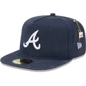 gorra-plana-azul-marino-ajustada-59fifty-a-frame-championship-side-flag-de-atlanta-braves-mlb-de-new-era