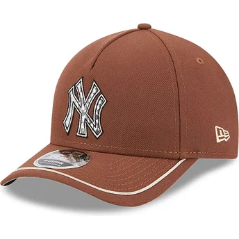 Brun snapback 9FORTY M-Crown A Frame Motorsport Gorra från New York Yankees MLB av New Era