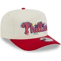 vit-och-rod-kurvad-keps-snapback-golfer-team-scribble-fran-philadelphia-phillies-mlb-av-new-era