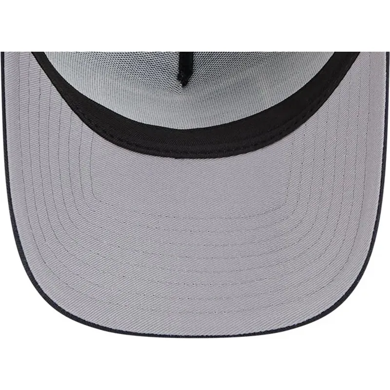 truckerkeps-marinbla-och-vit-9forty-a-frame-patch-spring-training-fan-pack-2025-fran-new-york-yankees-mlb-av-new-era