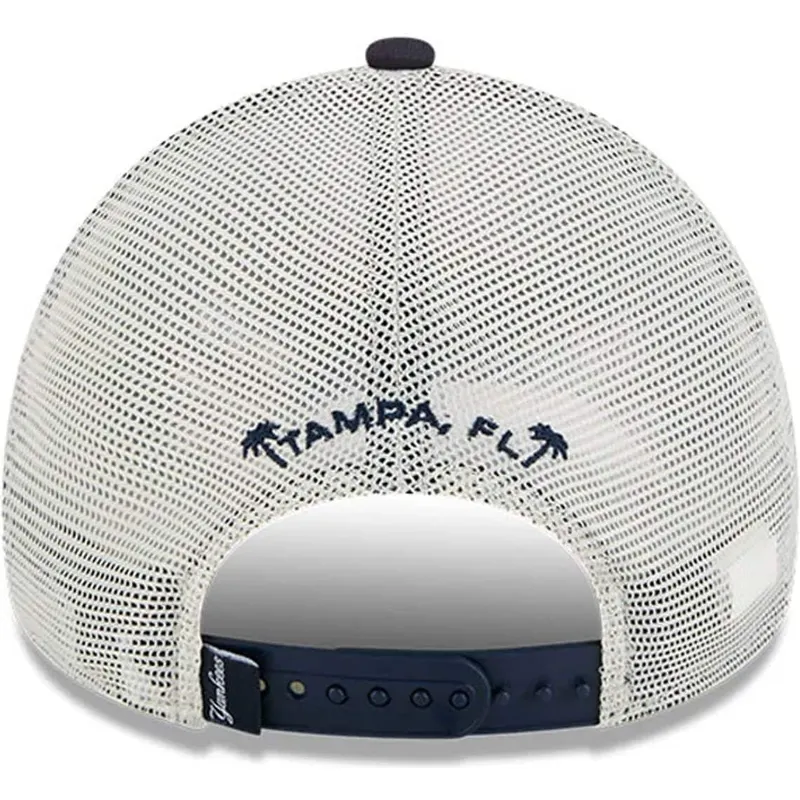 truckerkeps-marinbla-och-vit-9forty-a-frame-patch-spring-training-fan-pack-2025-fran-new-york-yankees-mlb-av-new-era