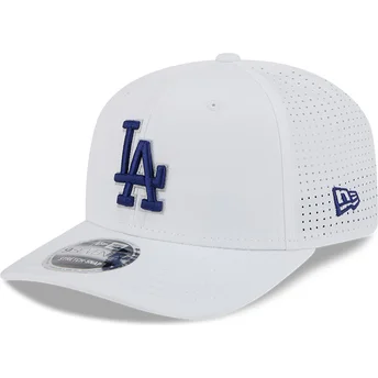 Vit truckerkeps 9SEVENTY Perf Spring Training Fan Pack 2025 från Los Angeles Dodgers MLB av New Era