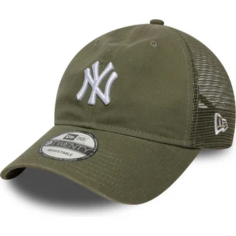 Grön 9TWENTY Colour Pack New York Yankees MLB truckerkeps från New Era