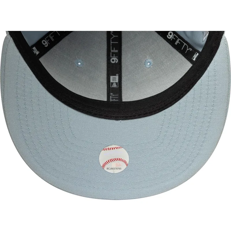 bla-platt-snapback-keps-med-marinbla-logotyp-9fifty-original-fit-world-series-fran-new-york-yankees-mlb-av-new-era