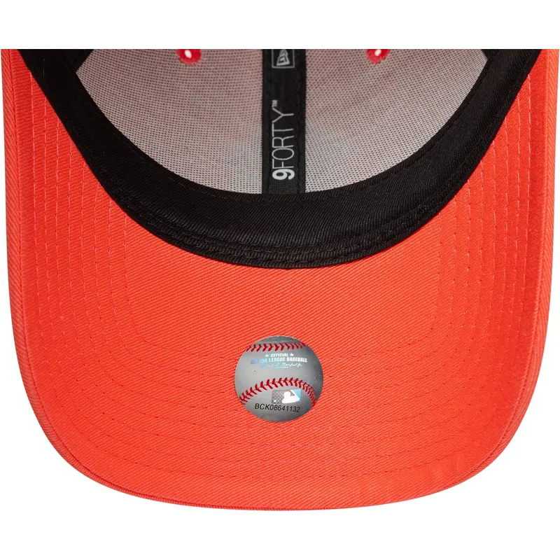 bojd-orange-justerbar-keps-med-orange-logotyp-9forty-team-outline-fran-new-york-yankees-mlb-av-new-era